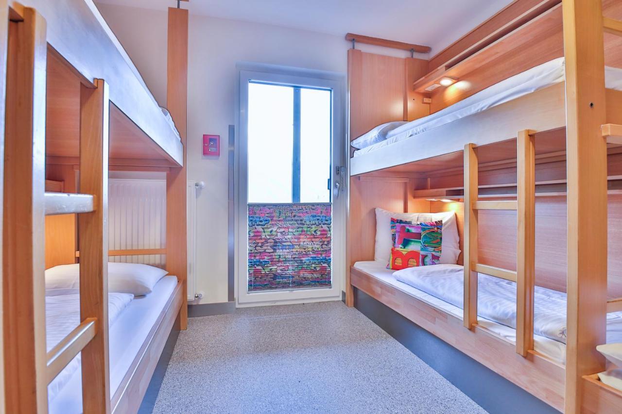 Jugendhotel Bachlehen Und Johanneshof ラートシュタット エクステリア 写真